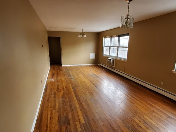 2nd image of 7000 Columbia Ave APT 3