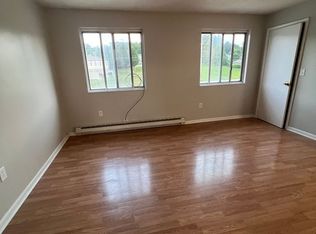 5208 W Ridge Rd, Erie, PA 16506
