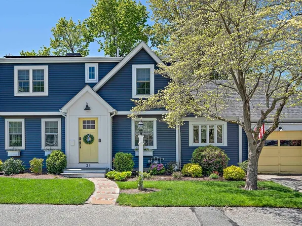 31 Epping St, Weymouth, MA 02189