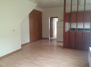 1002 W 4th St APT 2, Waterloo, IA 50702