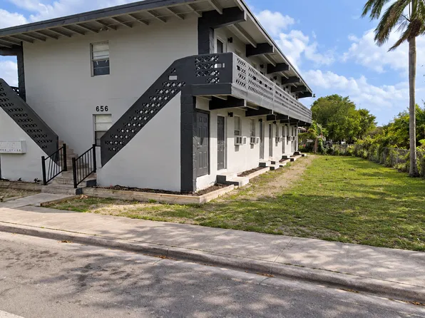 656 SW Avenue C Pl, Belle Glade, FL