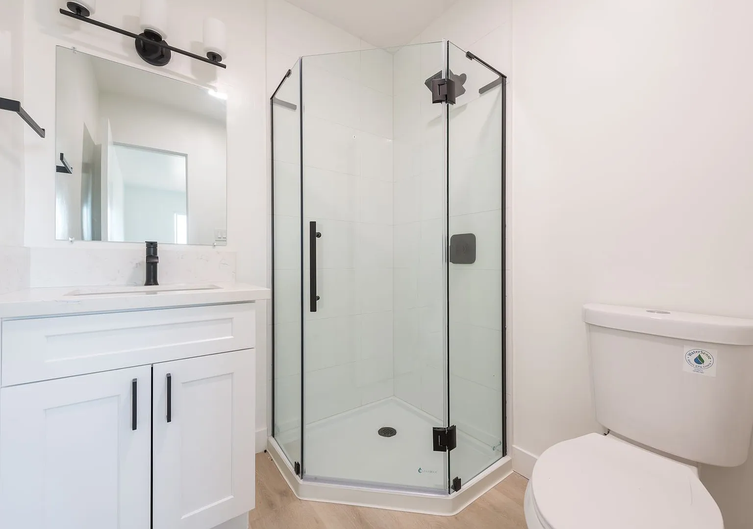 Spacious 2 Bed 2 Bath North Park Beauty!! — Photo 4