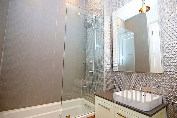 Rented by Fiddler Realty | media 157