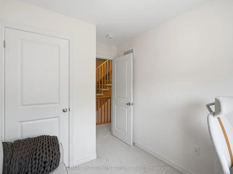383 Dundas St E #49 — Photo 22