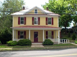 415 S Main St, Woodstock, VA
