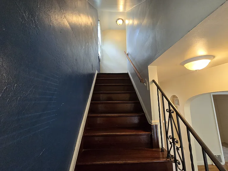 15205 Maplewood Ave — Photo 22