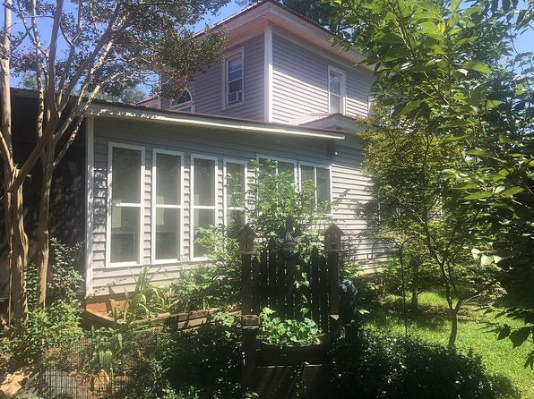 103 W 4th St