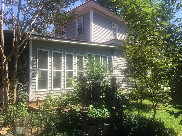 103 W 4th St, Greensboro, GA 30642