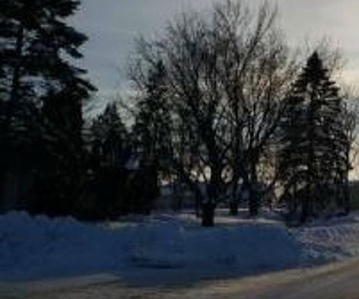 Exterior Neighborhood (street photo)