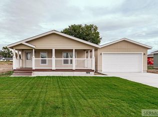 960 Cottage Ln, Blackfoot, ID 83221