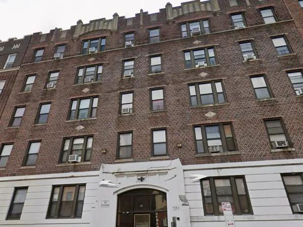 25 Gifford Avenue image 1 of 2