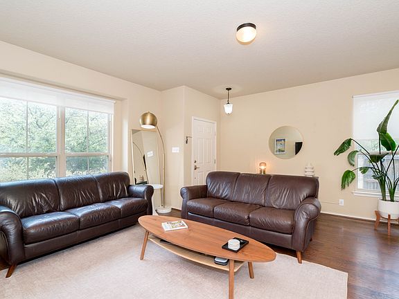 4th image of 7230 Summer Way