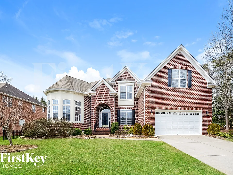 504 Hassellwood Dr