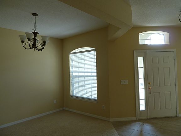 3rd image of 138 Magnolia Park Trl