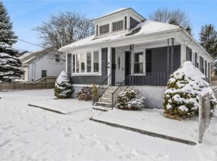 75 Benjamin St, Pawtucket, RI 02861