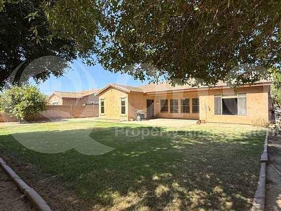 3rd image of 1341 S Camellia Ct