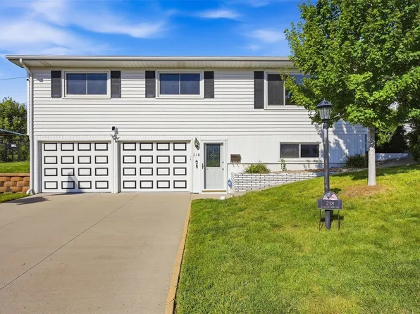 218 La Salle Dr SW, Cedar Rapids, IA 52404
