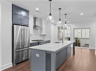 201 New St #2304, Decatur, GA 30030