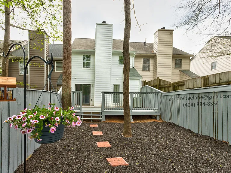 2936 Governors Ct — Photo 23