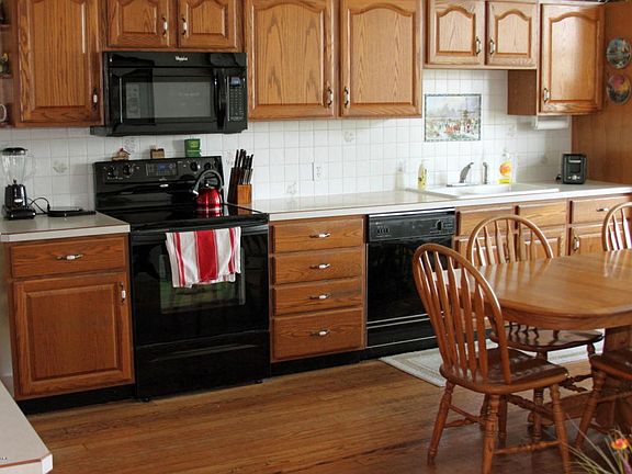 5th image of 6415 New Holland St