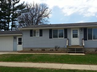 203 S Broadway Ave, New Hampton, IA 50659