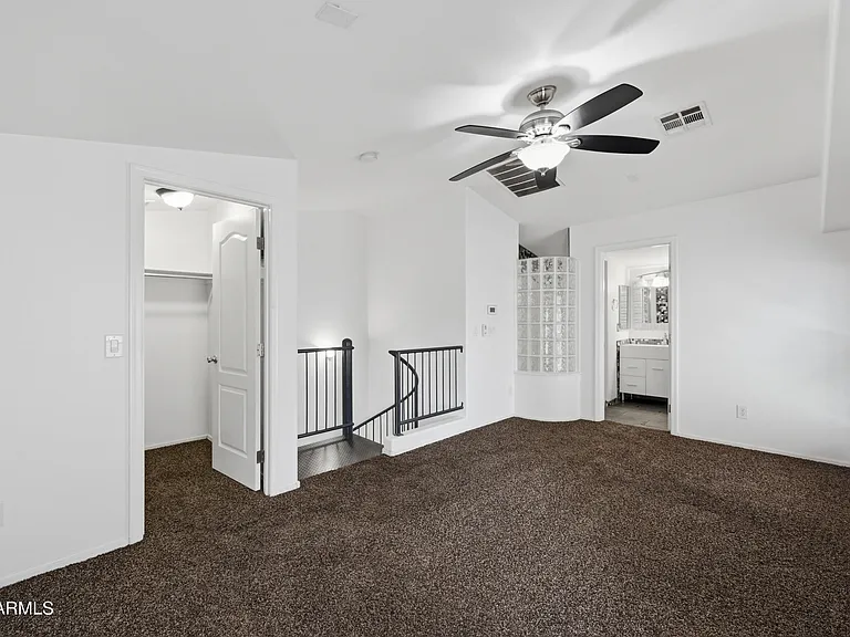 5724 S 21st Pl — Photo 14