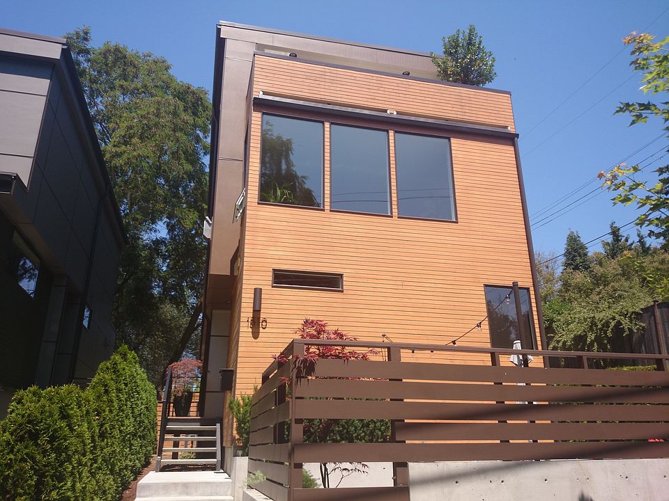 2nd image of 1510 E Marion St