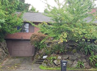 2009 E Roanoke St, Seattle, WA 98112