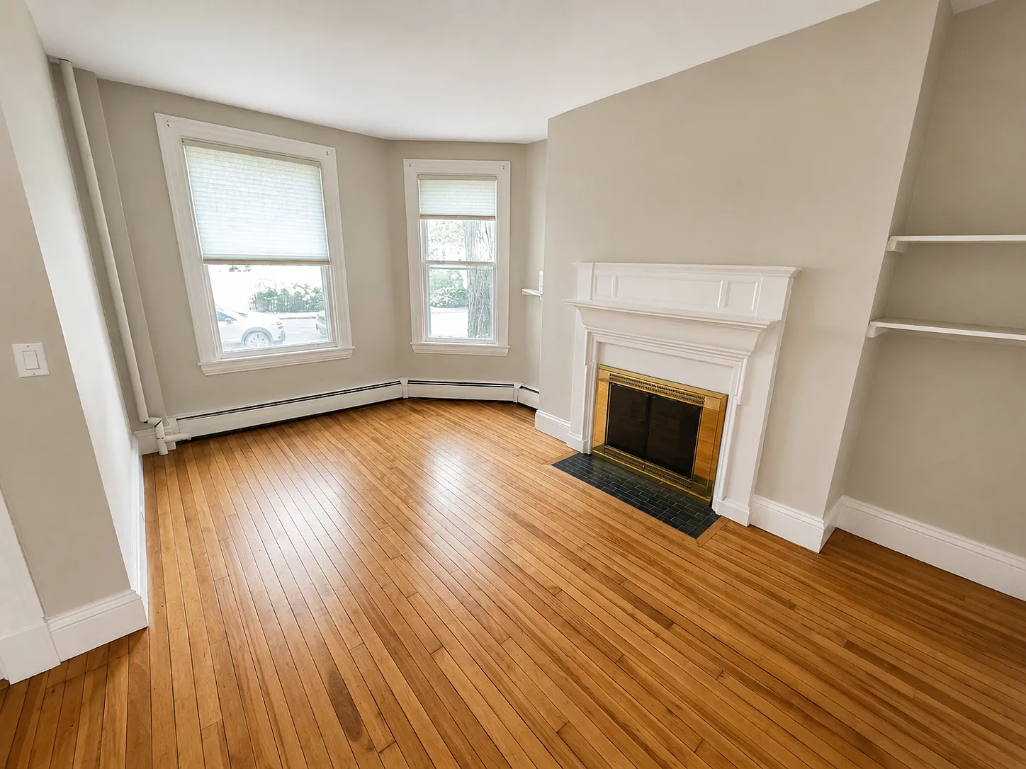 1 bed, 708 sqft, $2,600 — Photo 2