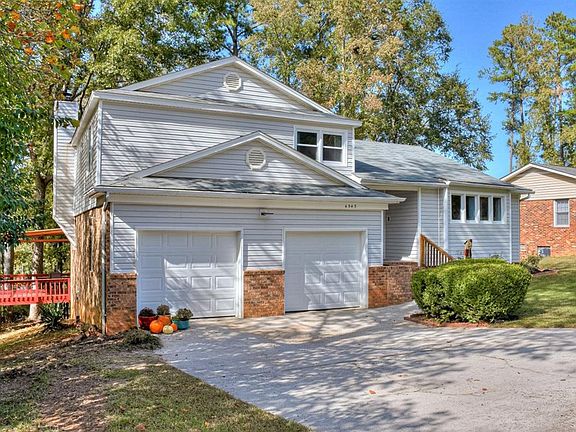 2nd image of 4545 Glennwood Dr