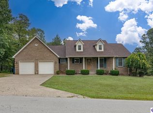 99 Strawberry Hill Dr, Brandenburg, KY 40108
