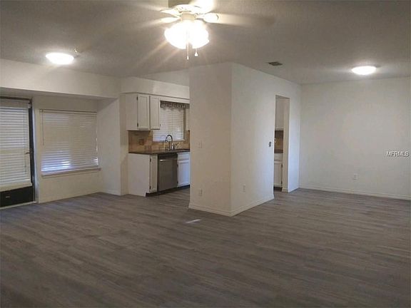2nd image of 101 Grand Plaza Dr APT A6