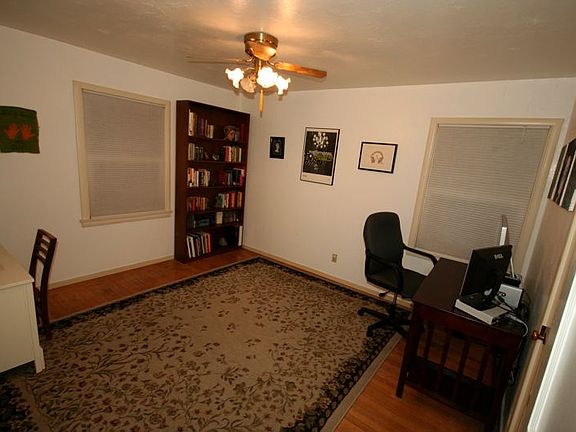 5th image of 9 Northwood Dr