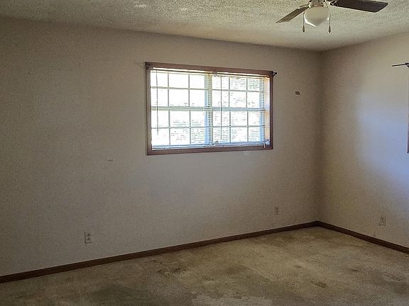 5th image of 2260 Hebron Rd