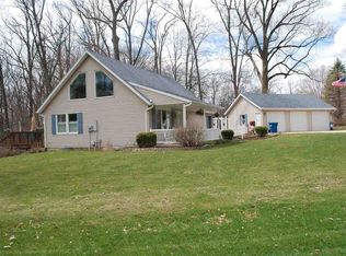 16273 Pretty Lake Rd, Plymouth, IN 46563