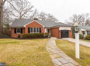 7102 Lenhart Dr, Chevy Chase, MD 20815