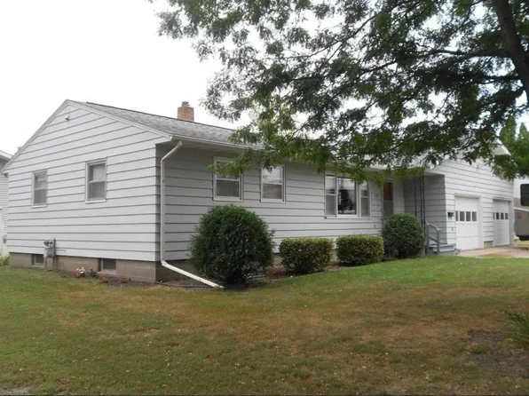 120 Miner St N, Good Thunder, MN 56037