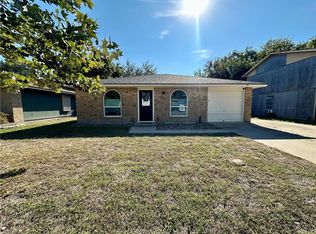 1213 Montreal Dr, Corpus Christi, TX 78418