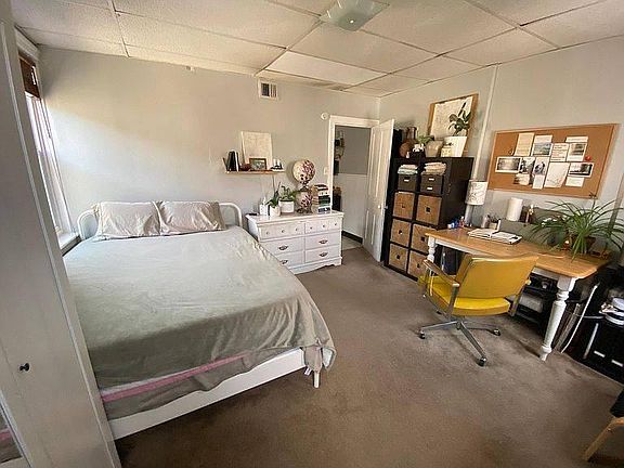 5th image of 1417 E Columbia Ave #2R