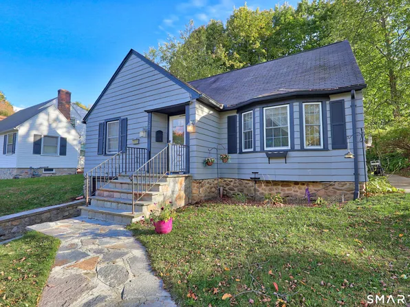 102 Waverly Street, Waterbury, CT 06710