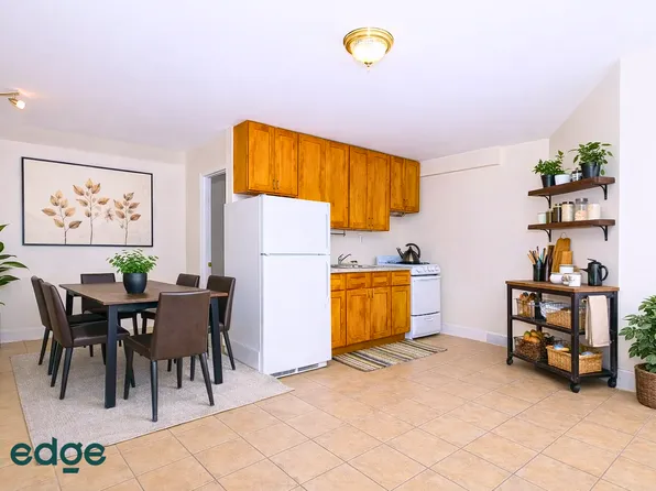 1289 Saint John's Place image 1 of 7