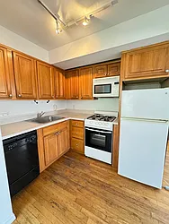 Rented by KNOCKKNOCK LLC