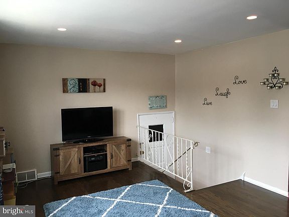 5th image of 7704 Summerdale Ave