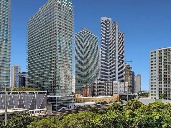 115 SW 11th St APT 902, Miami, FL 33130
