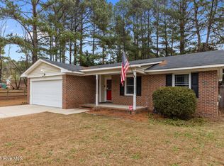 203 Carriage Ln, Raeford, NC 28376