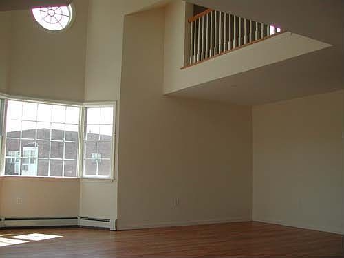 Living room w Loft view