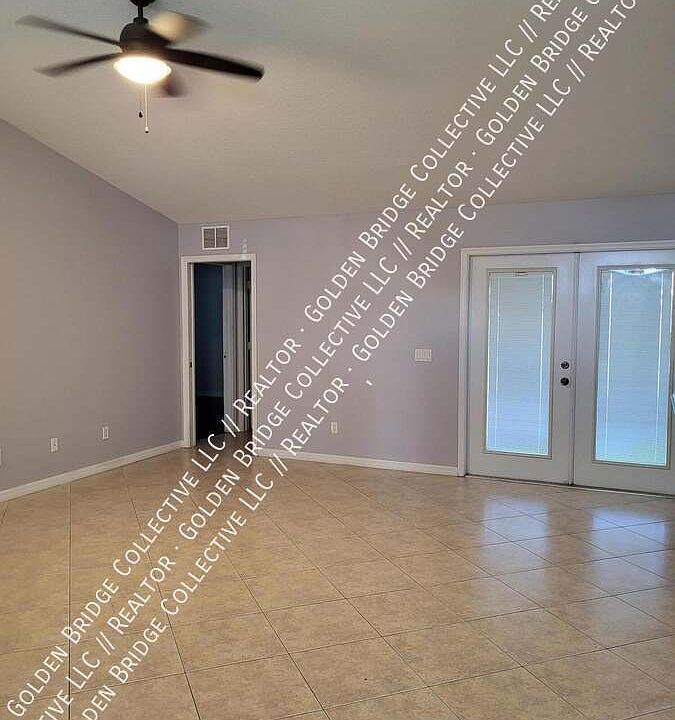 2nd image of 4209 SW Whitebread Rd