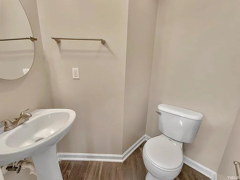 3360 Marshlane Way — Photo 2