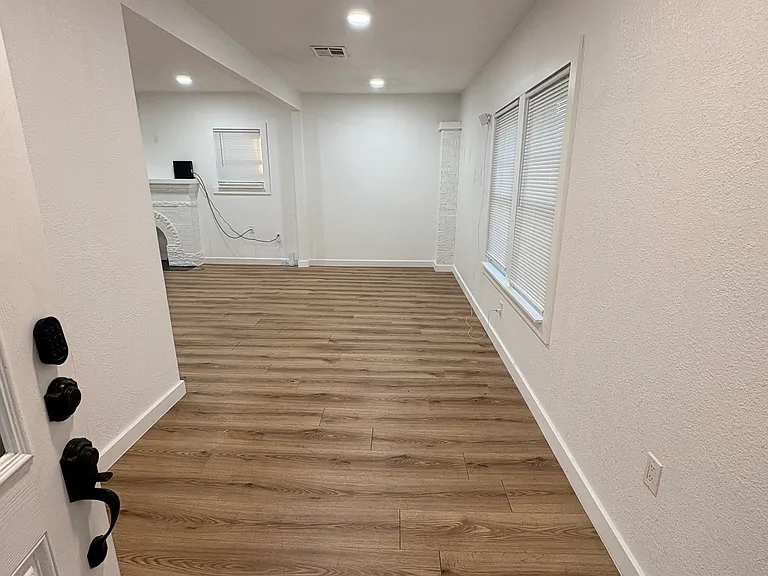 730 N Delaware Pl — Photo 22