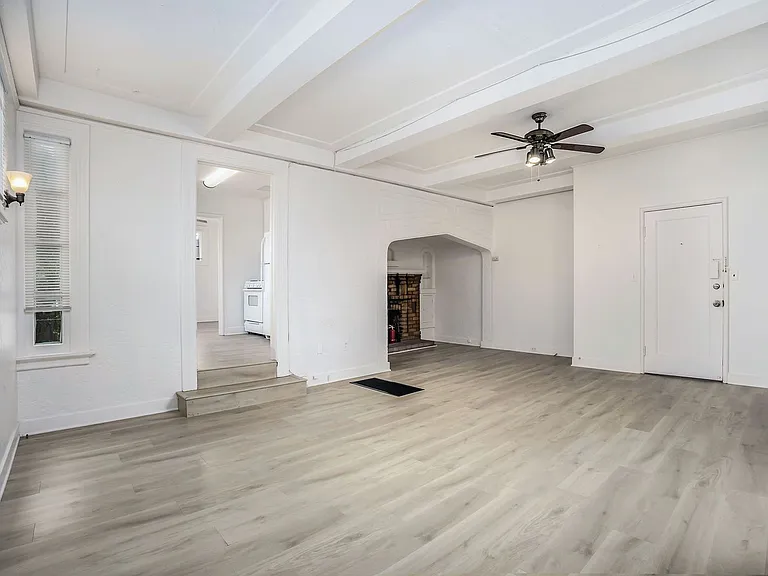 958 Park St #B - 1 bedroom | 1 bath — Photo 3